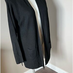 TAHARI brand cashmere blend cardigan. XL Black